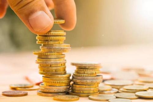 利空突降大科技分歧回落  资金抱团通胀盘面现冰火