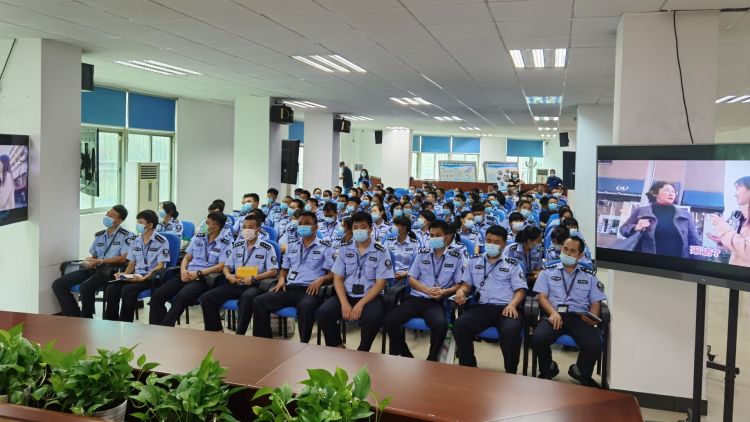 垃圾分类“微课堂”走进福永怀德社区，逾百市民积极参与