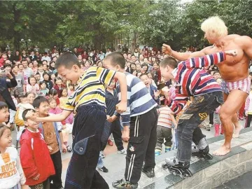深圳影像志 | 健身教练进社区（2012年）