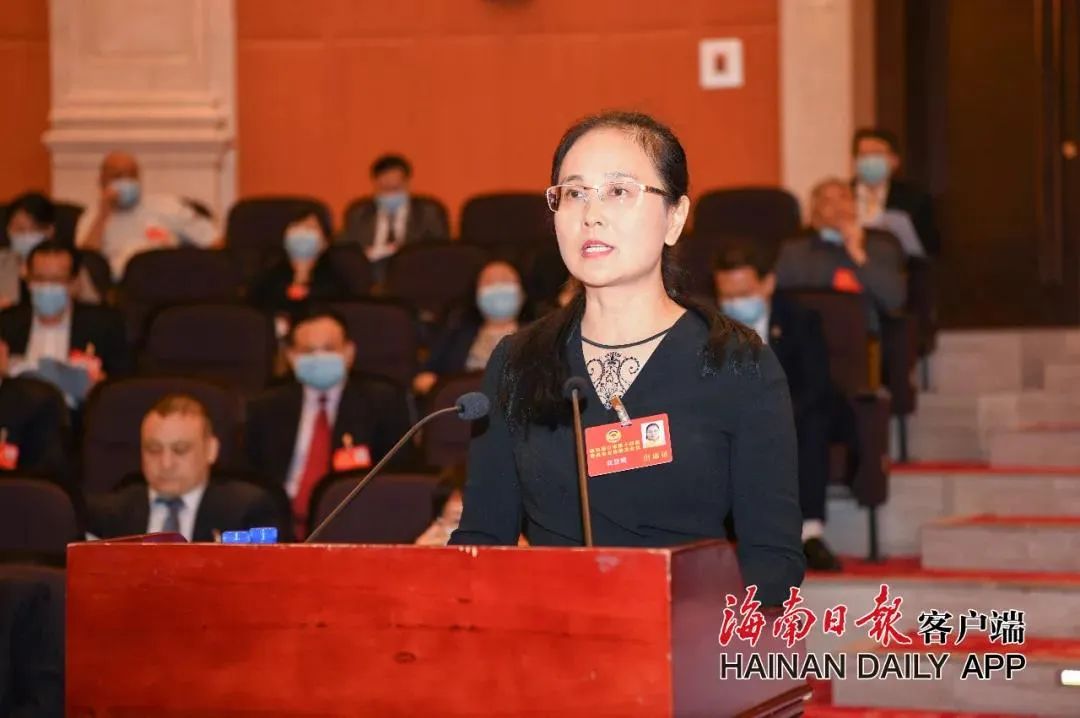 这位政协委员感慨：“深圳这个意识深入骨髓”！