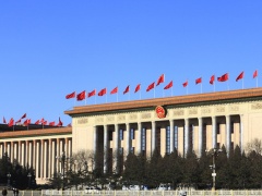 人民日报和音：世界瞩目“两会时间”，也是期望读懂中国