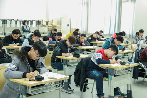 教育部：今年上半年全国高等教育自学考试延期至8月举行