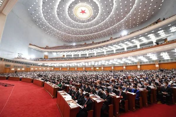 大湾区之声热评：美西方政客以港制华的图谋注定是螳臂挡车不自量力