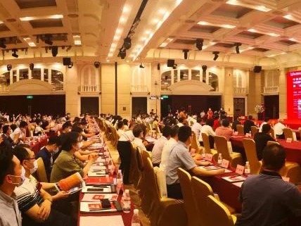 多功能智能杆来了！很快就建到你家门口