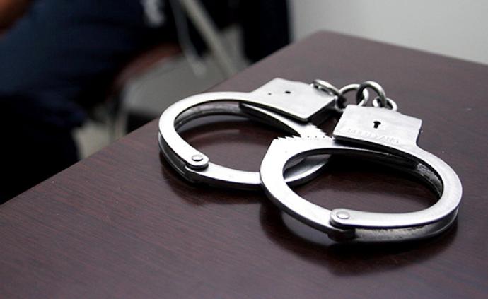 广州警方：造谣女儿遭老师体罚吐血的女子被刑拘