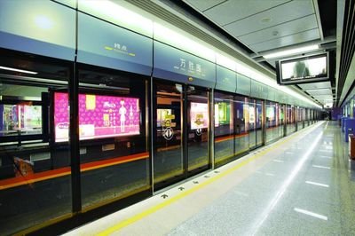 这些地铁站将告别单边出入口
