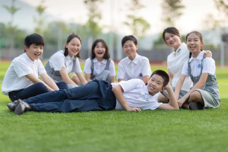 （重）就等你来！龙岗区公办中小学面向毕业生公开招聘85名在编教师