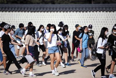戴口罩后，感冒少了鼻炎也少了。”疾控专家：佩戴口罩有效降低呼吸道传染病发病率