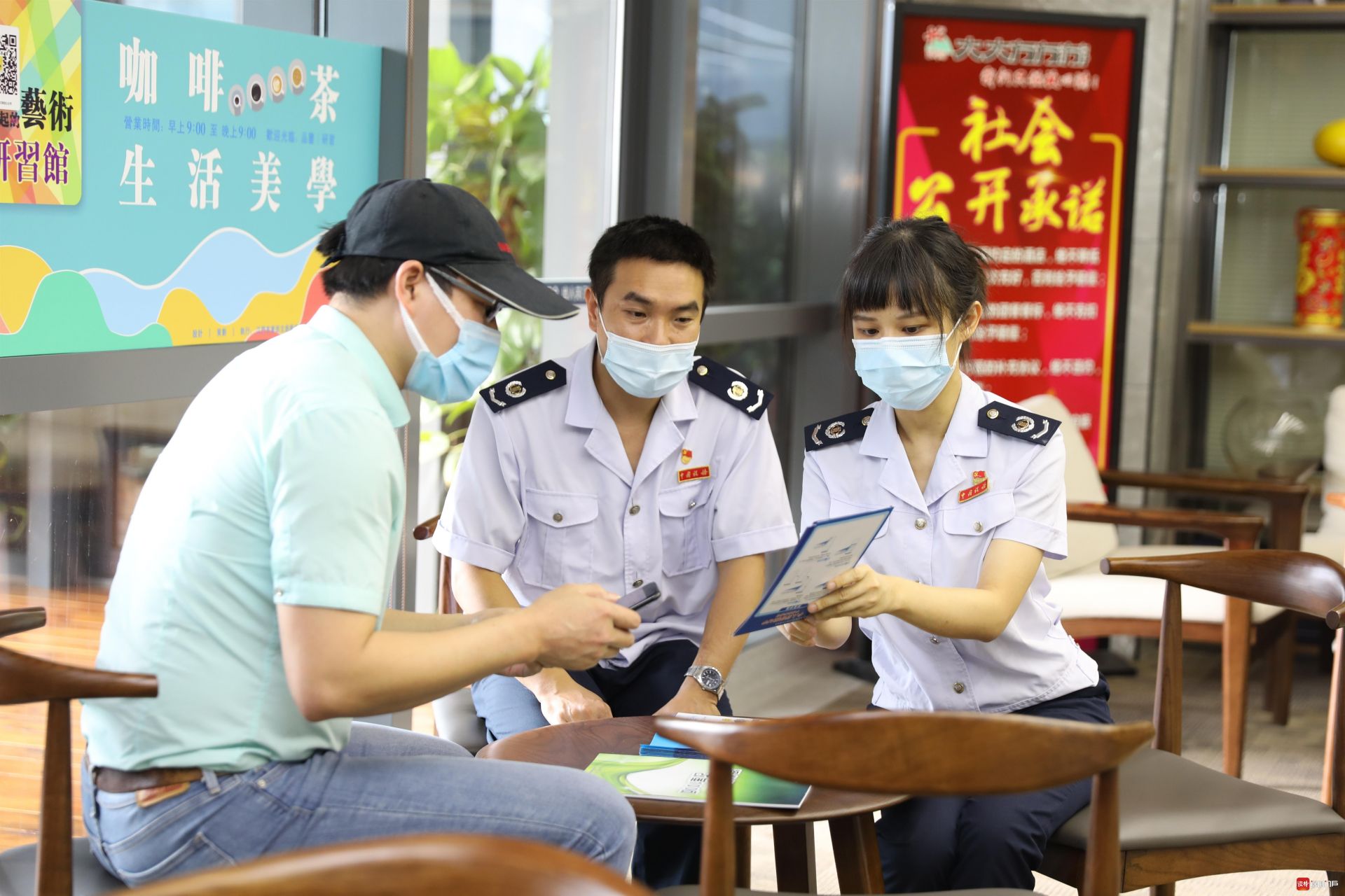 广东各地一揽子税费优惠政策“暖企”