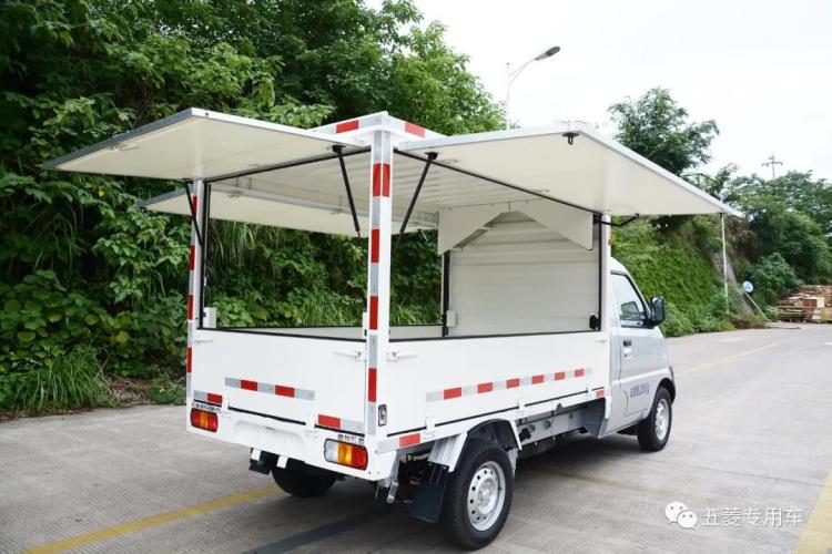 “五菱”因地摊“售货车”走红  还有哪类车是“摆摊神器”？