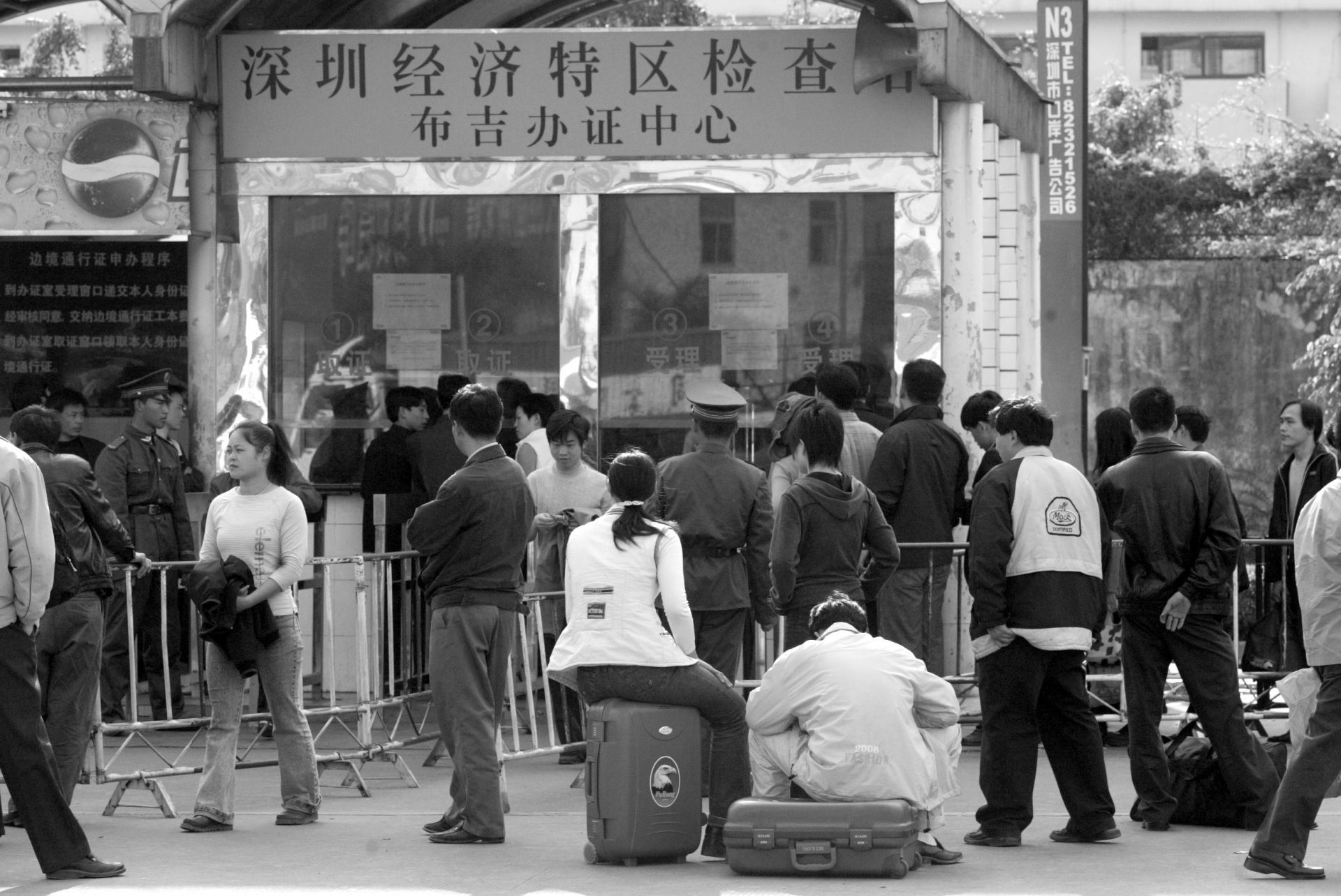 看展｜“先行先摄传统工艺影像展”绽放黑白摄影独魅！