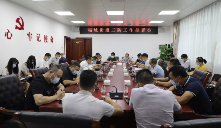 强降水突袭深圳！福城街道开展72小时拉网式动态除患行动