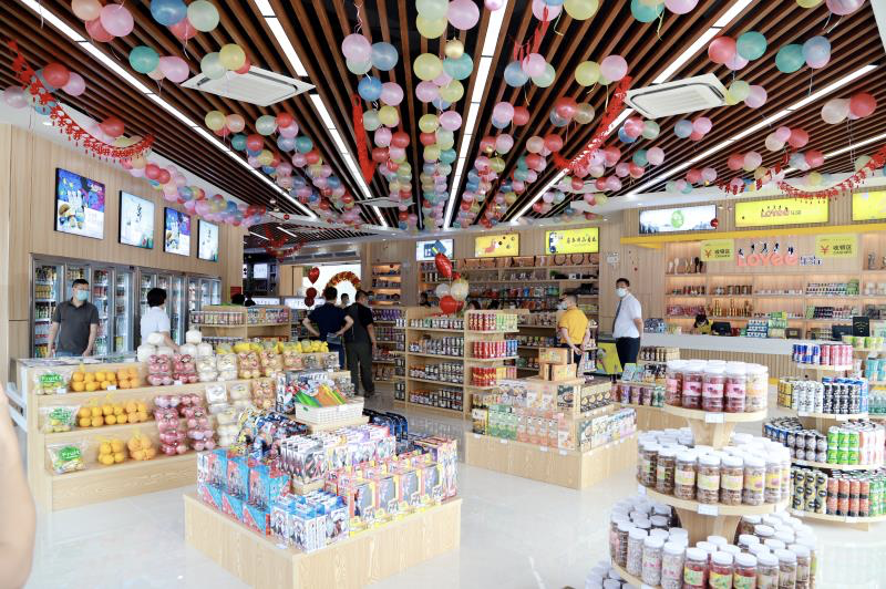 和便利店大不同！超市开进高速公路服务区  