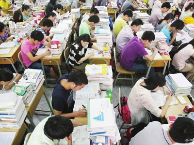 北京高考防疫政策：每个考场20人，考点至少设3个备用考场
