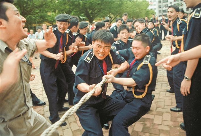 深圳影像志 | 拔河比赛（2001年）