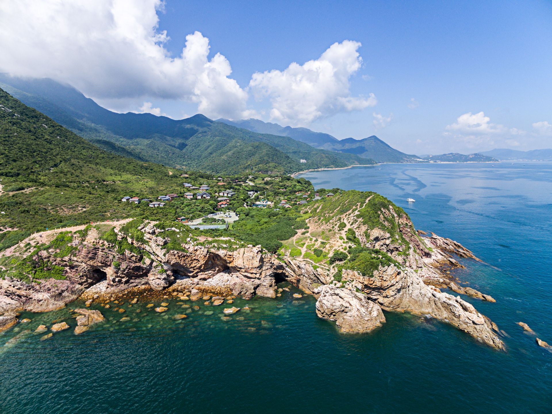 广东开展2020年美丽海滩共建行动，2019年近岸水质优良比例87.2%