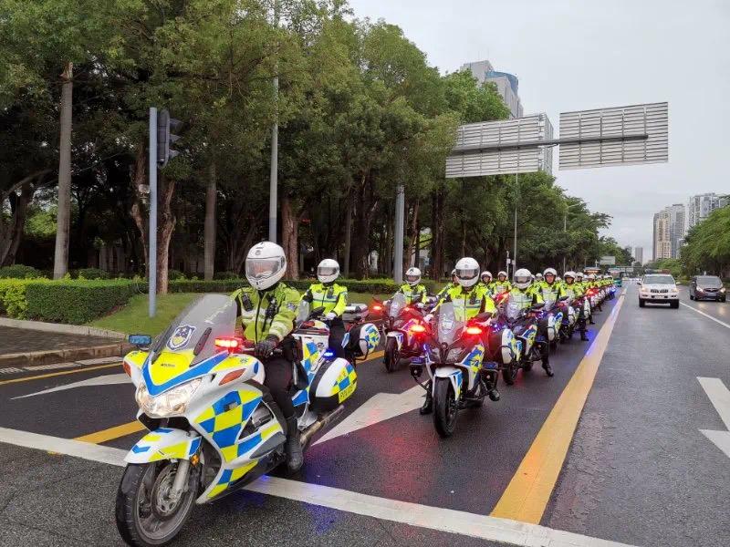 全国首支辅警铁骑队正式成立！深圳交警铁骑2.0全新升级再出发