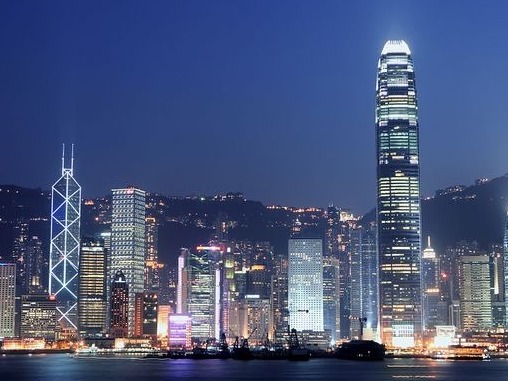 香港商报时评：国安立法保港重新出发