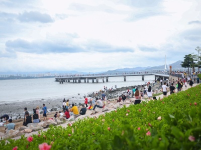 端午假期深圳各大公园迎客80多万人次 接近去年同期九成