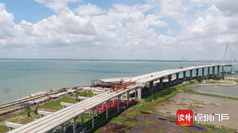 连通雷州半岛与东海岛，东雷高速通明海特大桥右幅顺利贯通