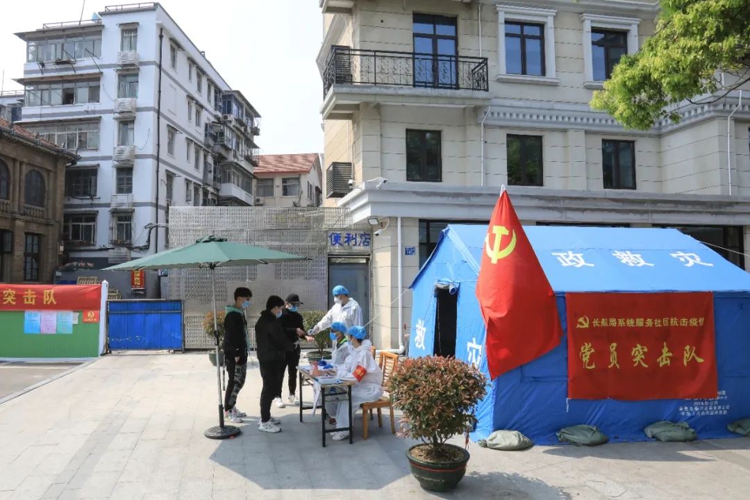 初心印记 | 什么力量，让他们向险而行？