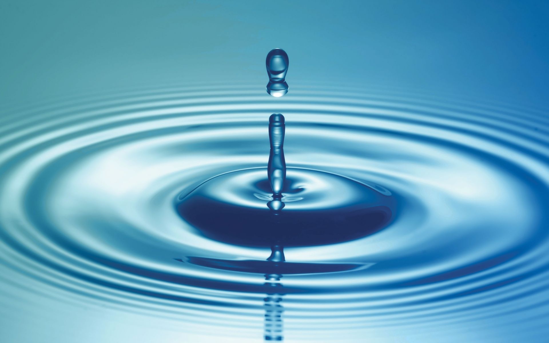 最小的水滴有多大？竟由5个水分子组成