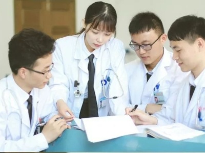 广东计划招收定向医学生2200名：在校期间免学费住宿费并补助生活费，毕业后有编有岗