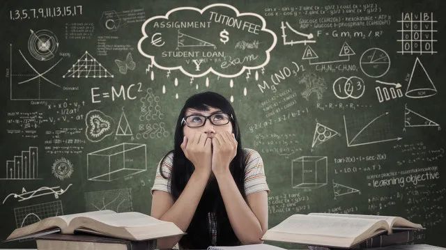 高考倒计时：如何克服考试焦虑，避免影响发挥？