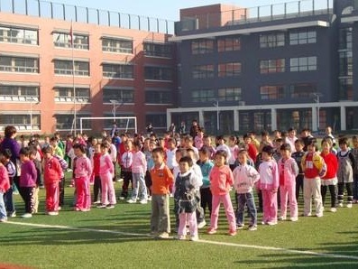北京中小学9月不能如期开学？官方辟谣