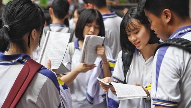 资深名师点评高考作文：“反押题”作文更能考察学生素养和能力