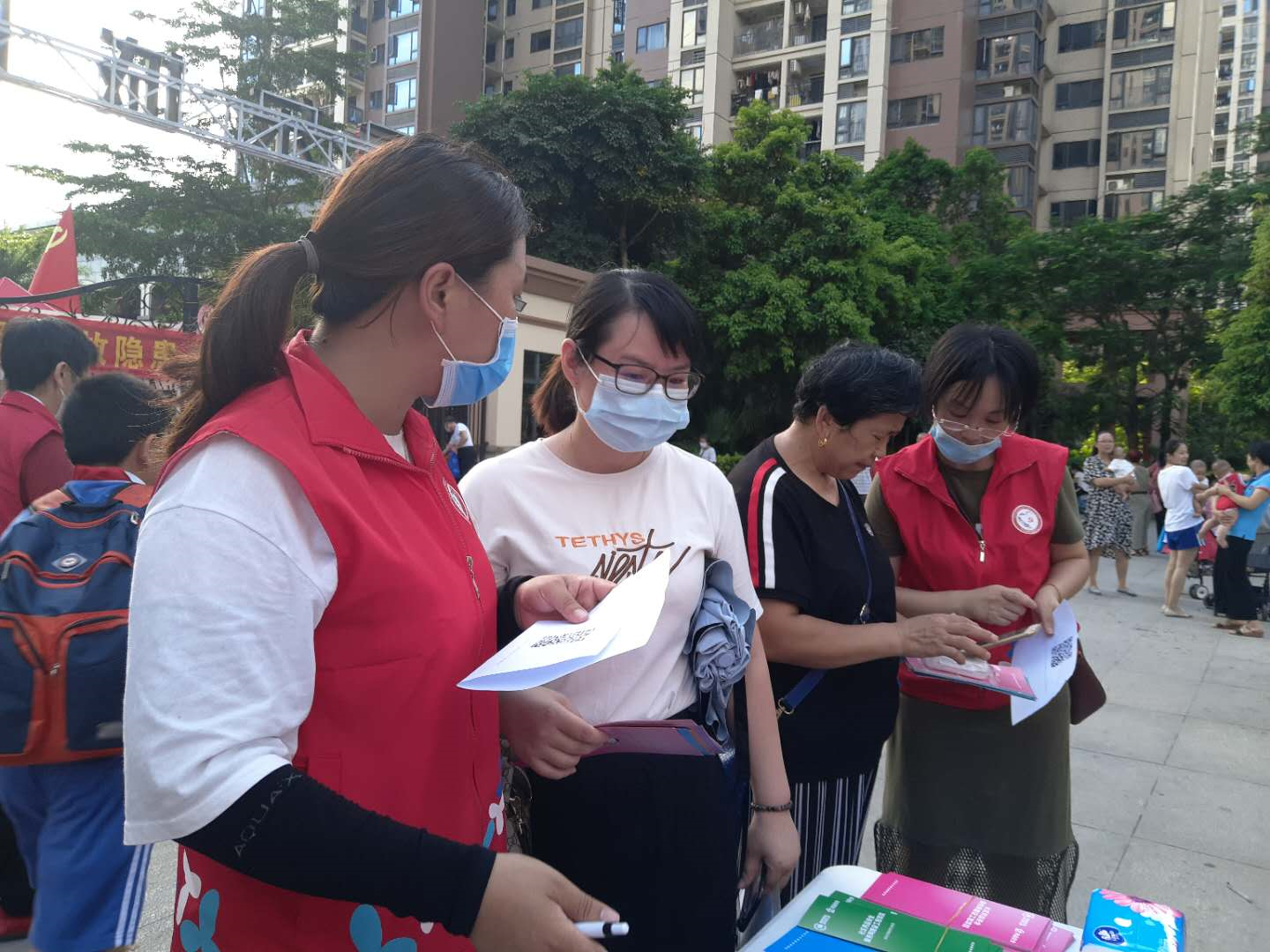 过期药品如何处理？坪山街道六联社区开展宣传活动