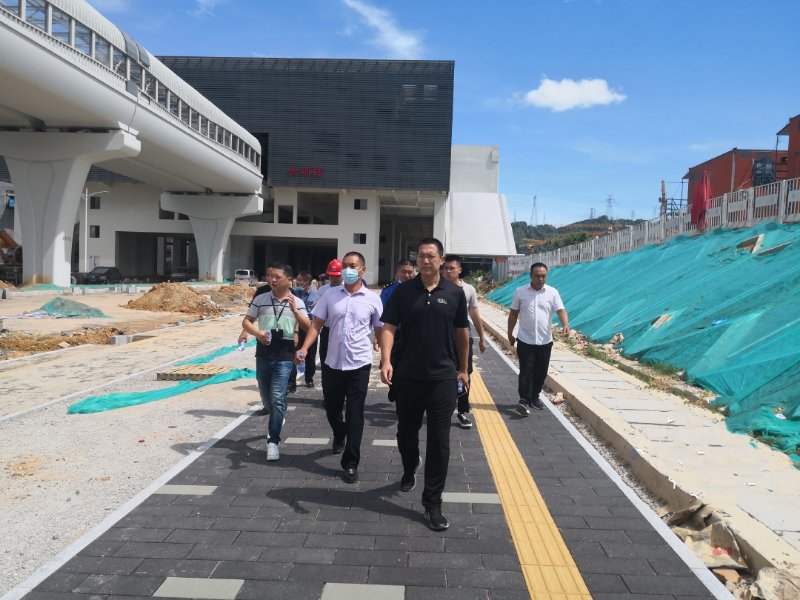 凤凰街道提升市容环境品质 打造地铁6号线“凤凰风景线”