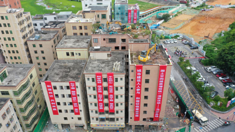 马田街道加快通兴路项目清拆，助力光明区国土空间提质增效