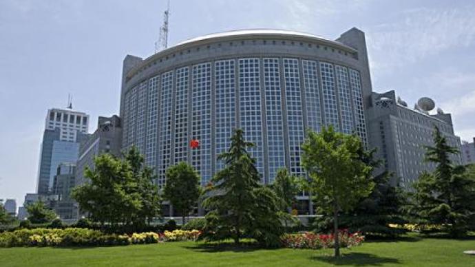 外交部回应英方涉疆言论：所谓新疆强制绝育完全是一派胡言