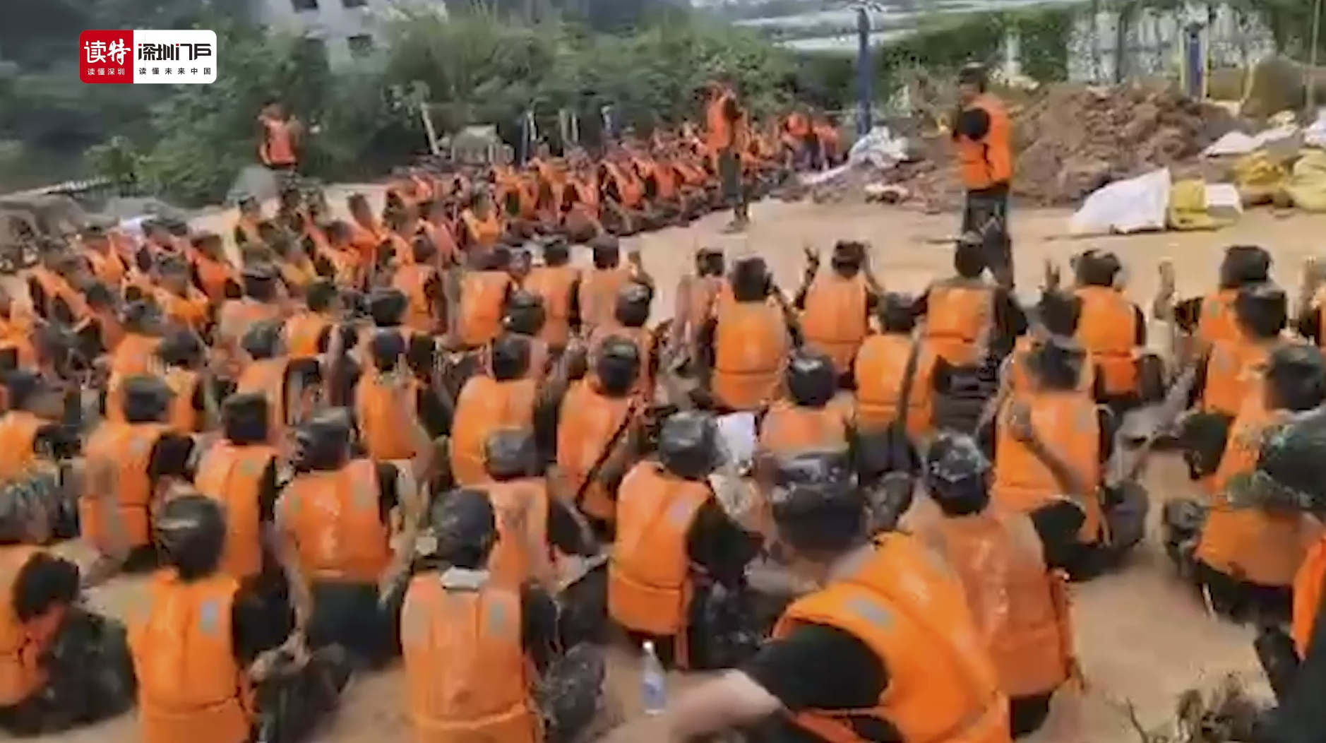 直击南方汛情！这群人24小时轮班坚守着