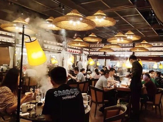 感受深圳城市烟火气 热闹的人民南正回归 