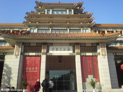中国美术馆举办“崇高的信仰——庆祝中国共产党成立99周年美术作品展”