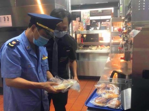 广州连夜检查汉堡王门店，4家门店存在不合规行为