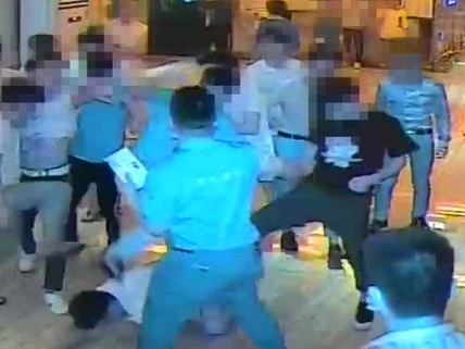 男子舞池聚会遭殴打 6名嫌疑人被宝安警方刑拘