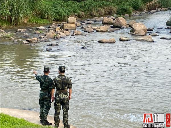 百名战士河长上岗 让治水提质不放过任何“隐秘的角落”