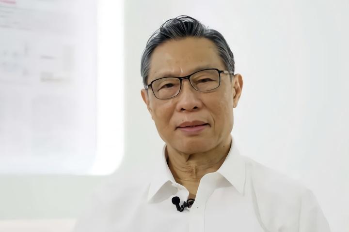 钟南山现场观赛CBA，姚明计划赠送球衣！