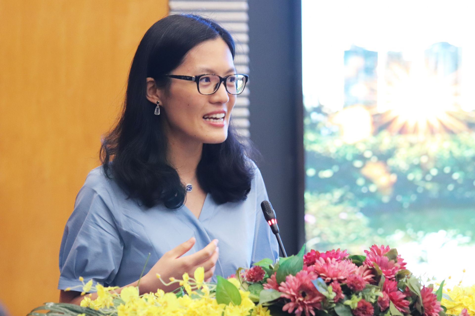 这个夏天，侯逸凡与深大“一拍即合”  ——专访世界棋后、深大教授侯逸凡