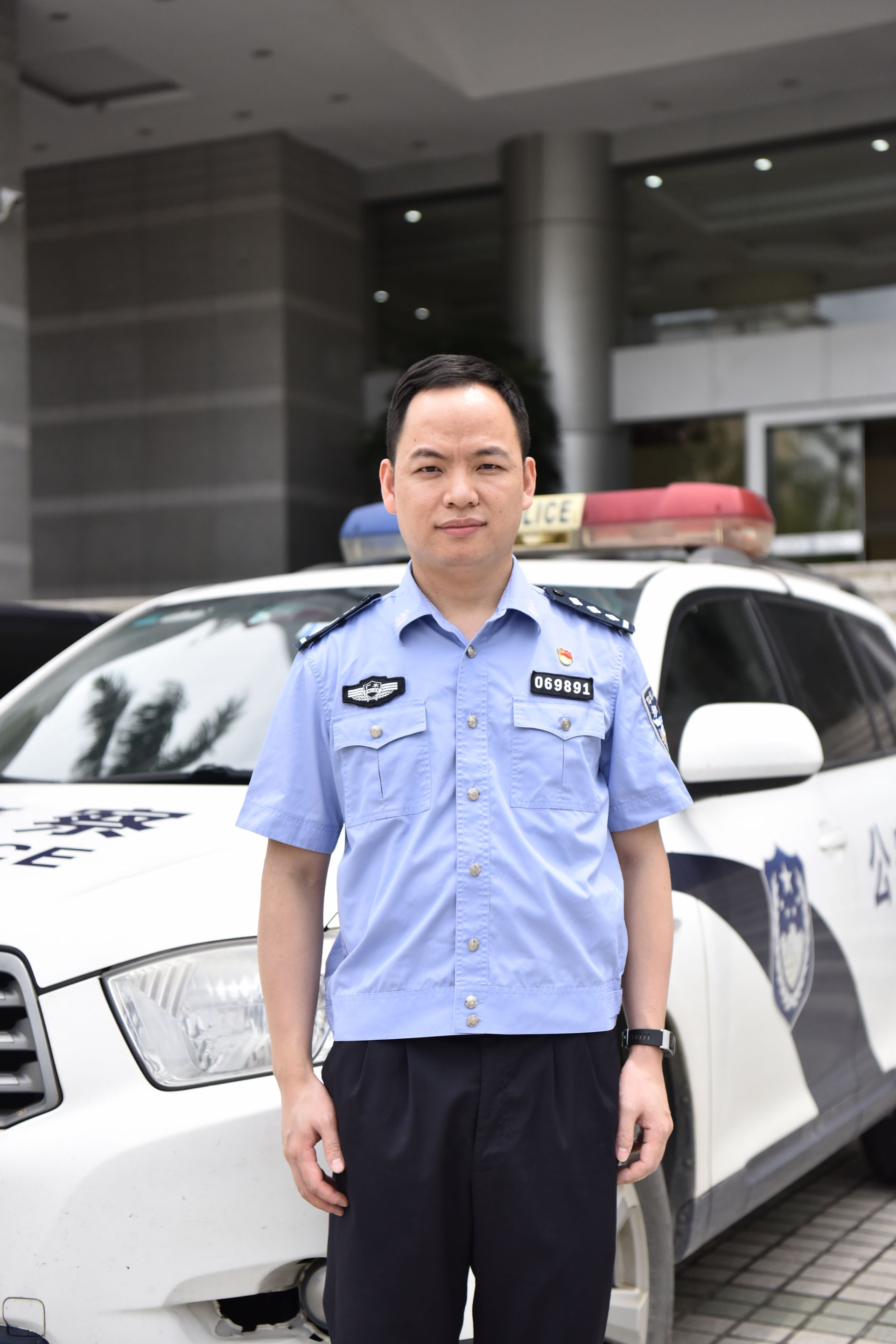 每日警星丨邓世春：为智慧警务加入科技新活力
