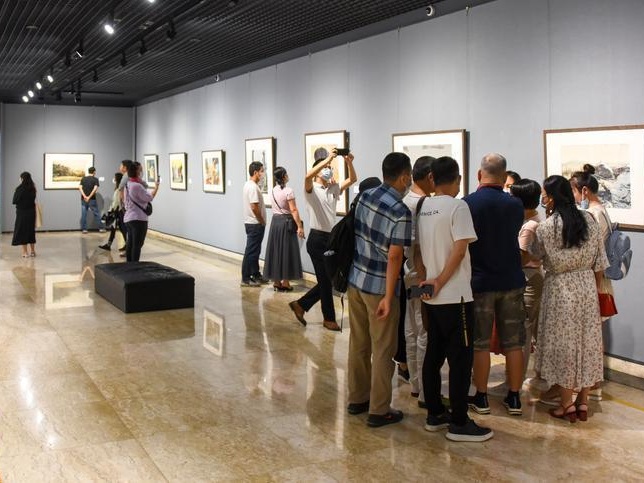展示深圳特区40年水彩画发展，到深圳美术馆看“热土夯歌”