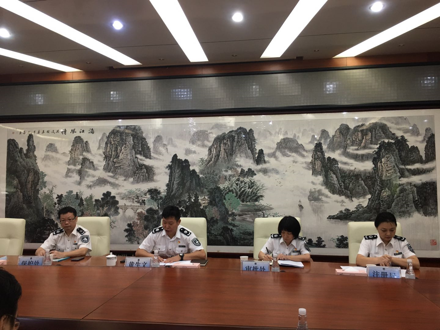 进一步优化营商环境 深圳市监局出台服务市场主体“36条”措施