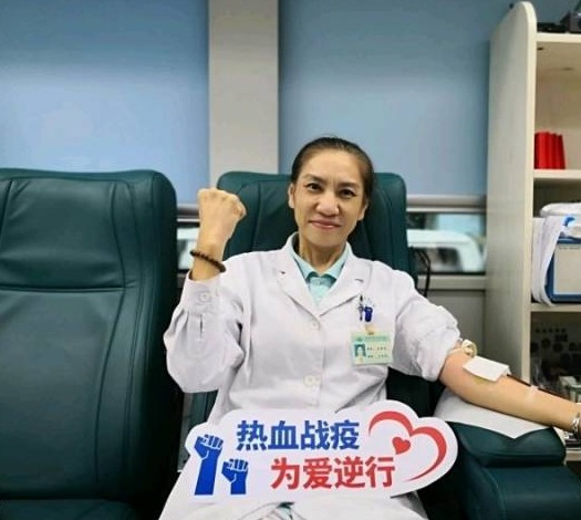 平乐医院医护人员热血表白 ，庆祝深圳特区成立40周年