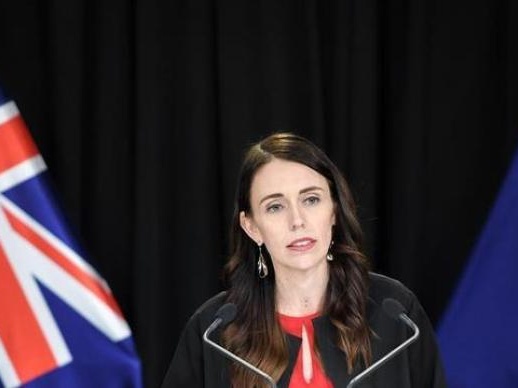 新西兰总理阿德恩正式开启连任竞选，首场演讲关注就业