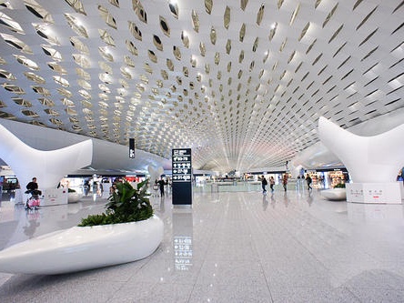 深圳机场在国内率先推出“一站式”智慧航延服务 