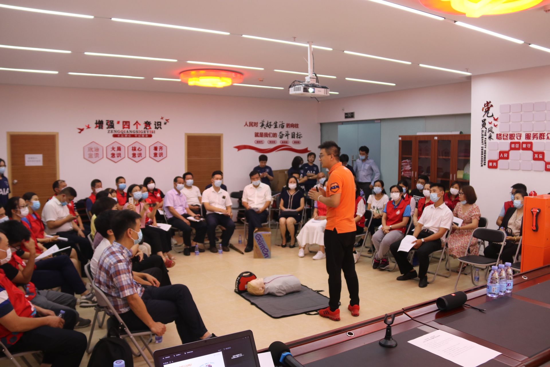 “心的守护，友你友我”  园岭街道南天社区开展急救知识公益培训