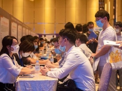 广东8月最大规模毕业生招聘会来了！300家企业参会